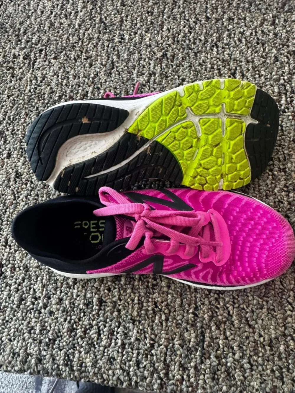 New Balance Kids Fresh Foam Sneakers - Great Condition - Size 1 - Unisex